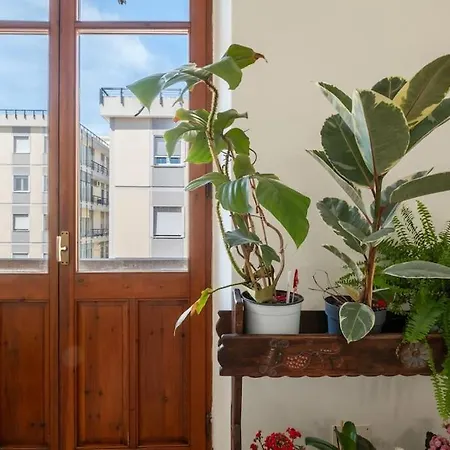 Daire Casa Ofride -centro-poetto 10 Min-wi-fi-netflix