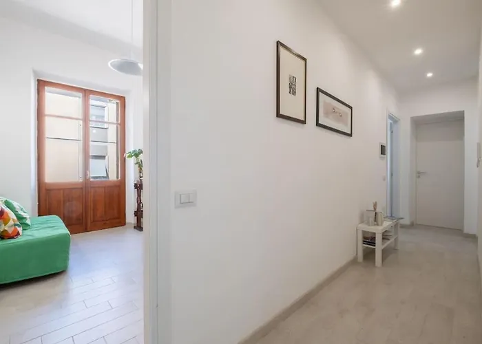 Apartament Casa Ofride -centro-poetto 10 Min-wi-fi-netflix Cagliari
